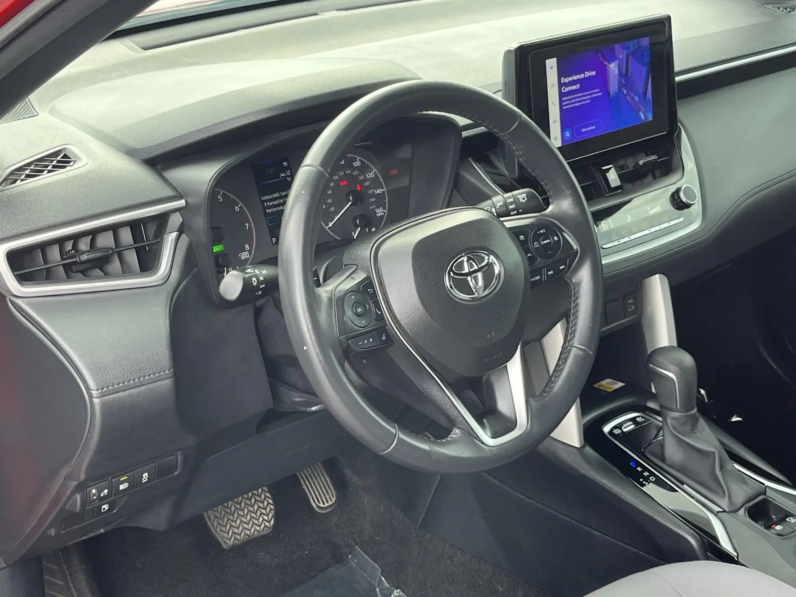 Toyota Corolla Cross photo 14