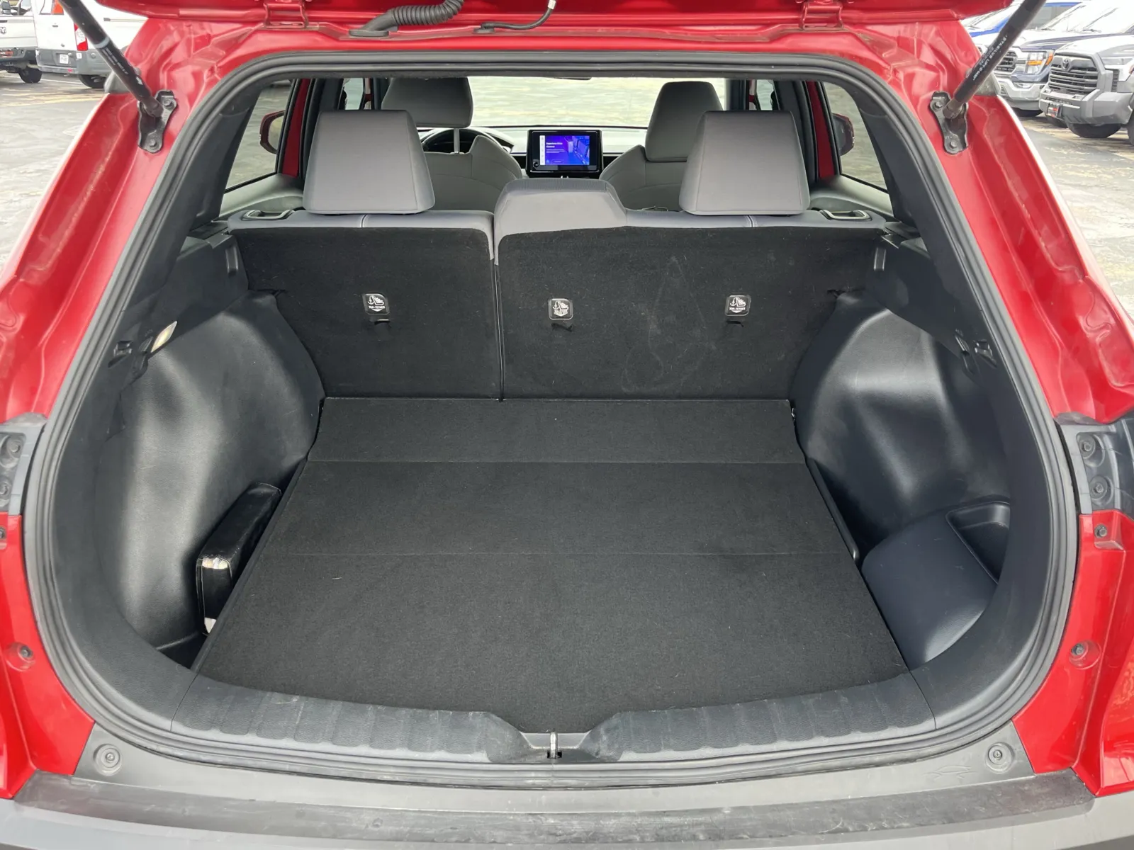 Toyota Corolla Cross photo 12