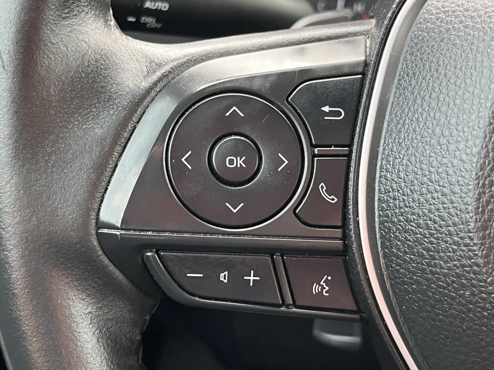 Toyota Corolla Cross photo 18
