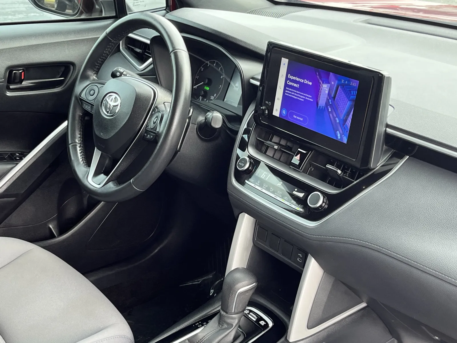 Toyota Corolla Cross photo 15