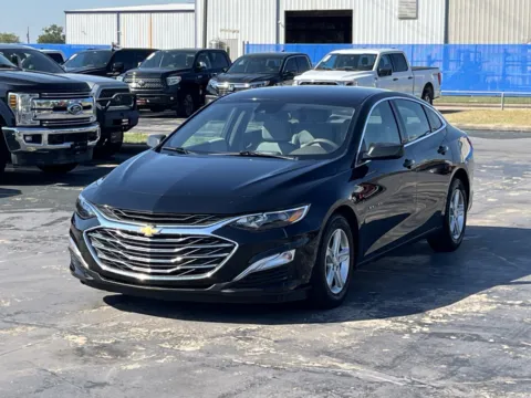 Photos of 2023 Chevrolet Malibu LS for sale in Alvin, TX at Auto Boutique Texas