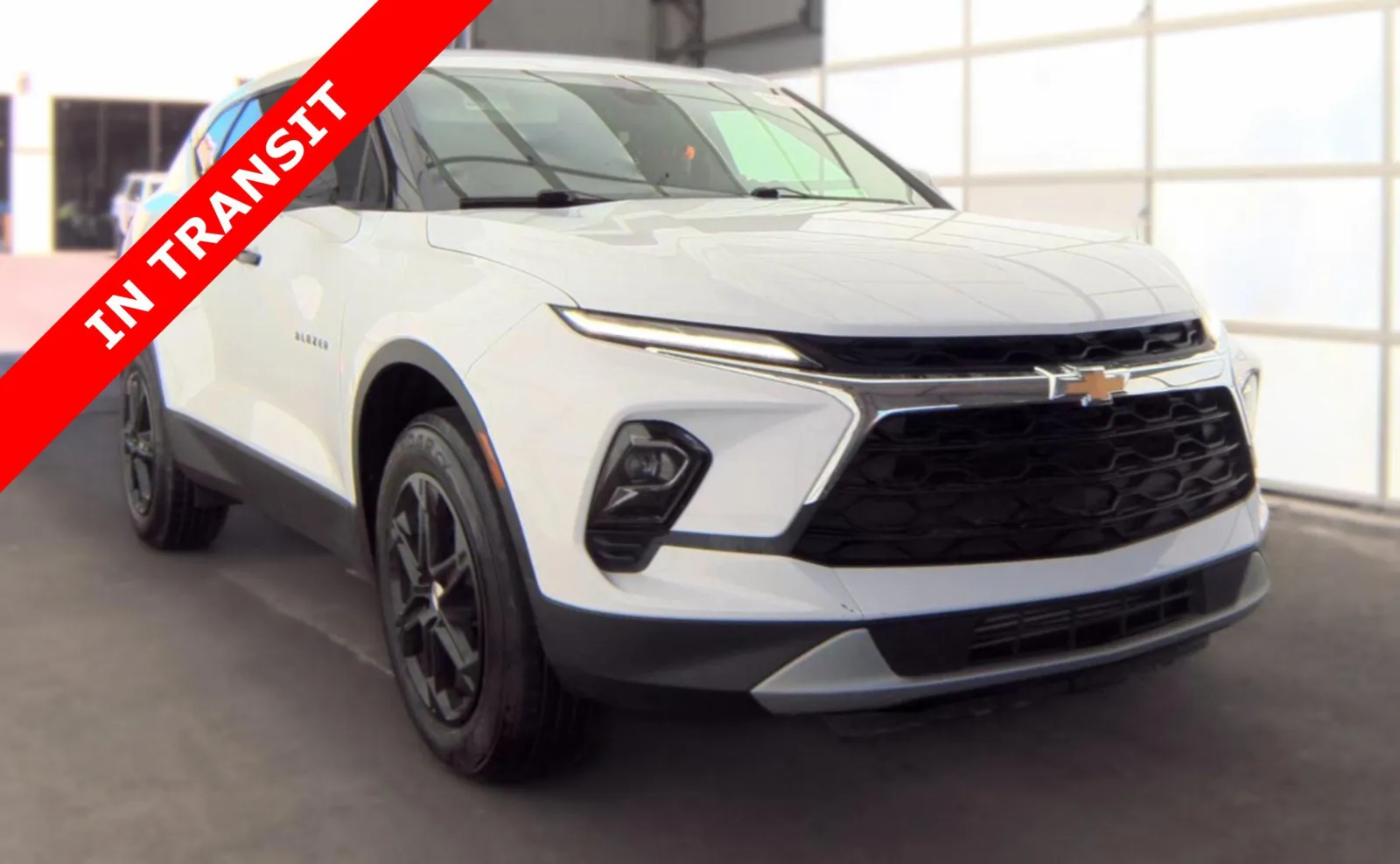 Chevrolet Blazer photo 3