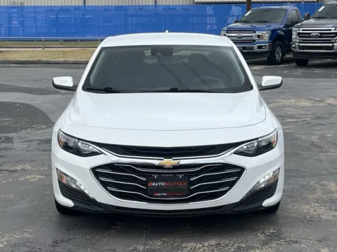 More photos of 2023 Chevrolet Malibu LT at Auto Boutique Texas, TX