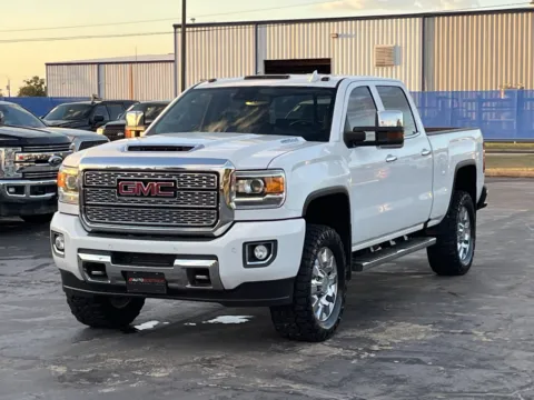 Photos of 2019 GMC Sierra 2500 HD Denali for sale in Alvin, TX at Auto Boutique Texas
