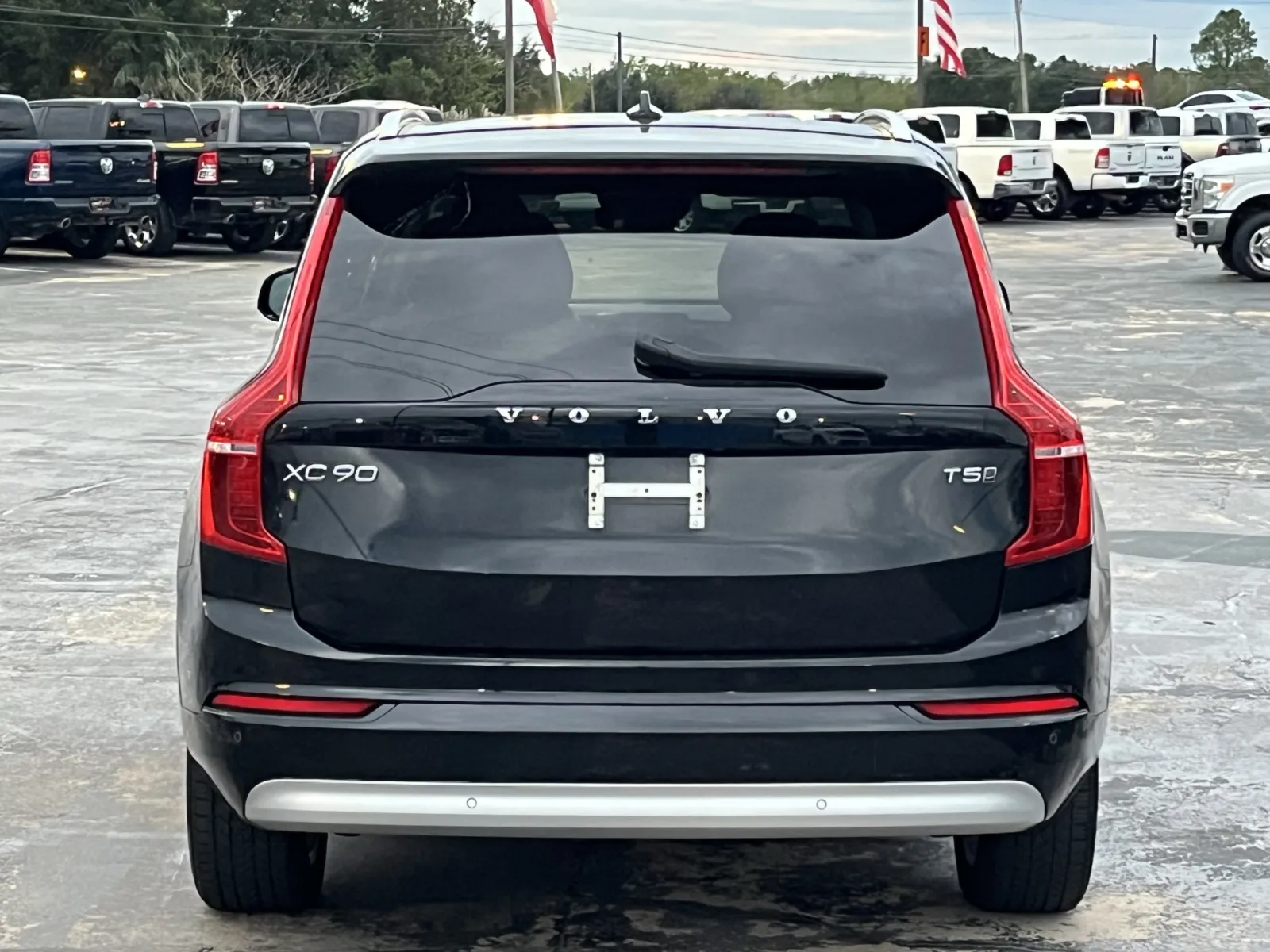 Volvo XC90 photo 8