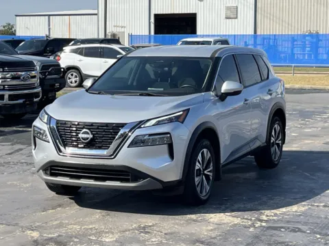 Photos of 2022 Nissan Rogue SV for sale in Alvin, TX at Auto Boutique Texas