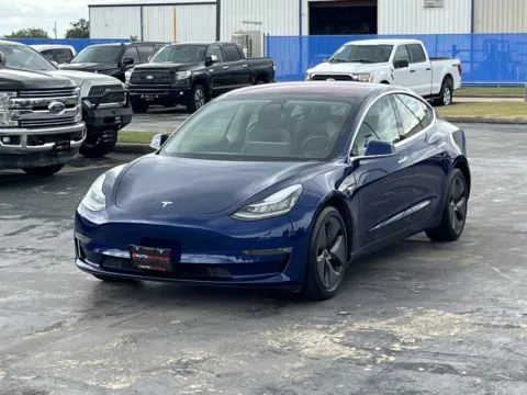 Photos of 2019 Tesla Model 3 Standard Range Plus for sale in Alvin, TX at Auto Boutique Texas