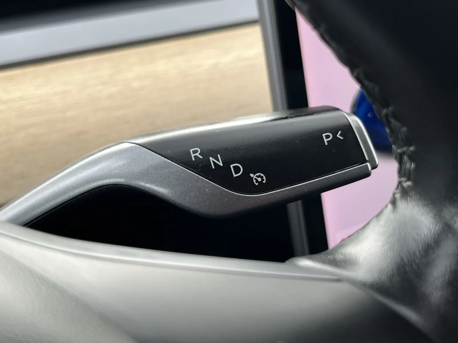 Tesla Model 3 photo 18