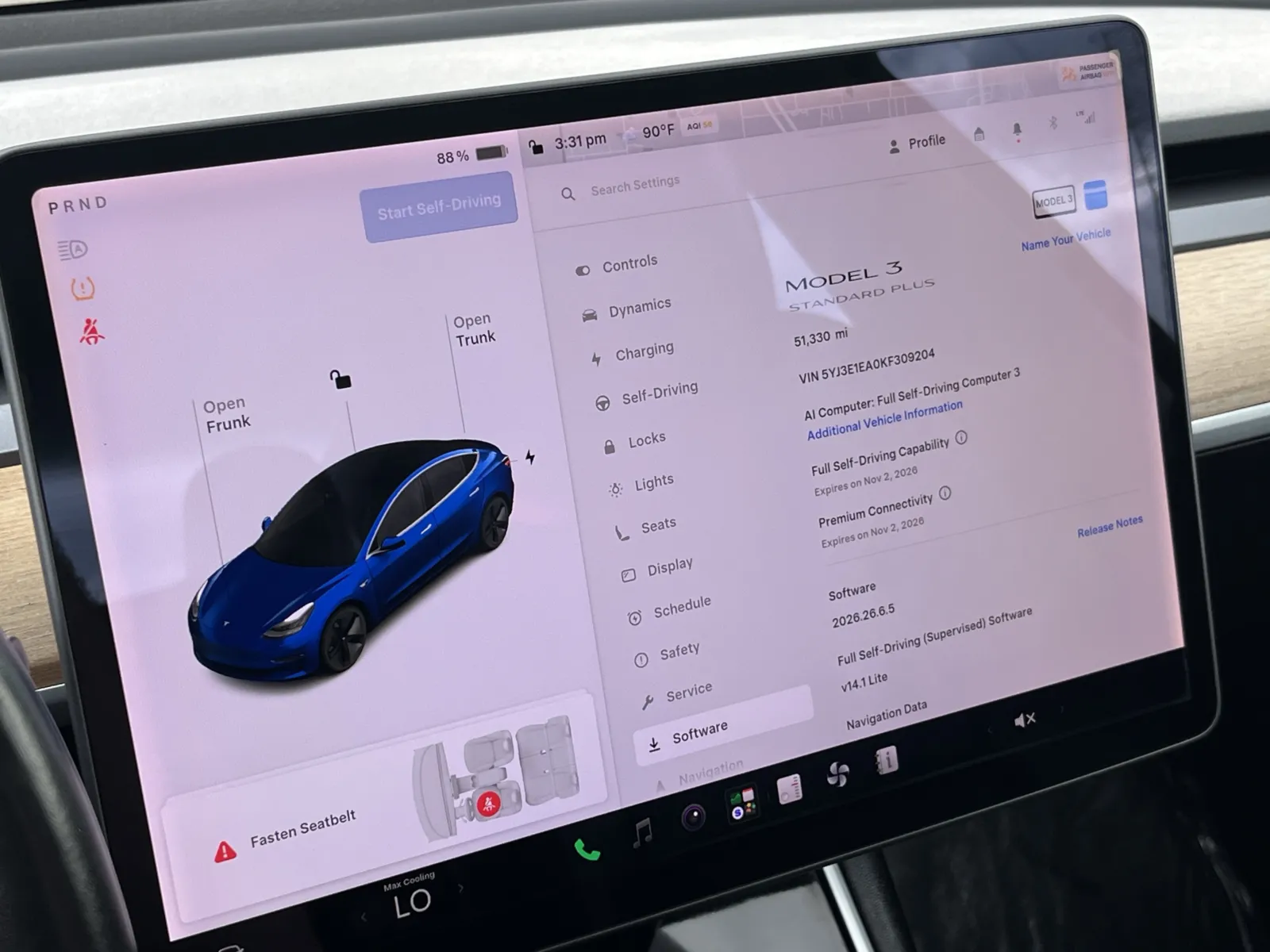Tesla Model 3 photo 19