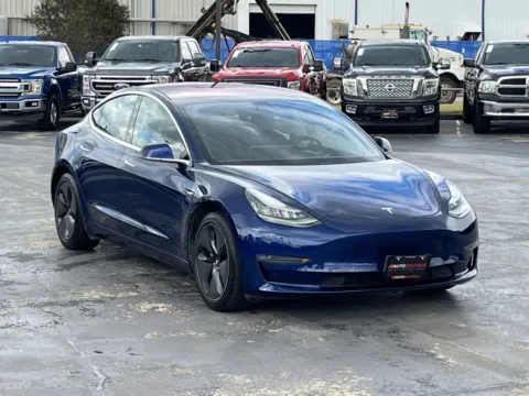 Another view of 2019 Tesla Model 3 Standard Range Plus for sale in Alvin, TX at Auto Boutique Texas