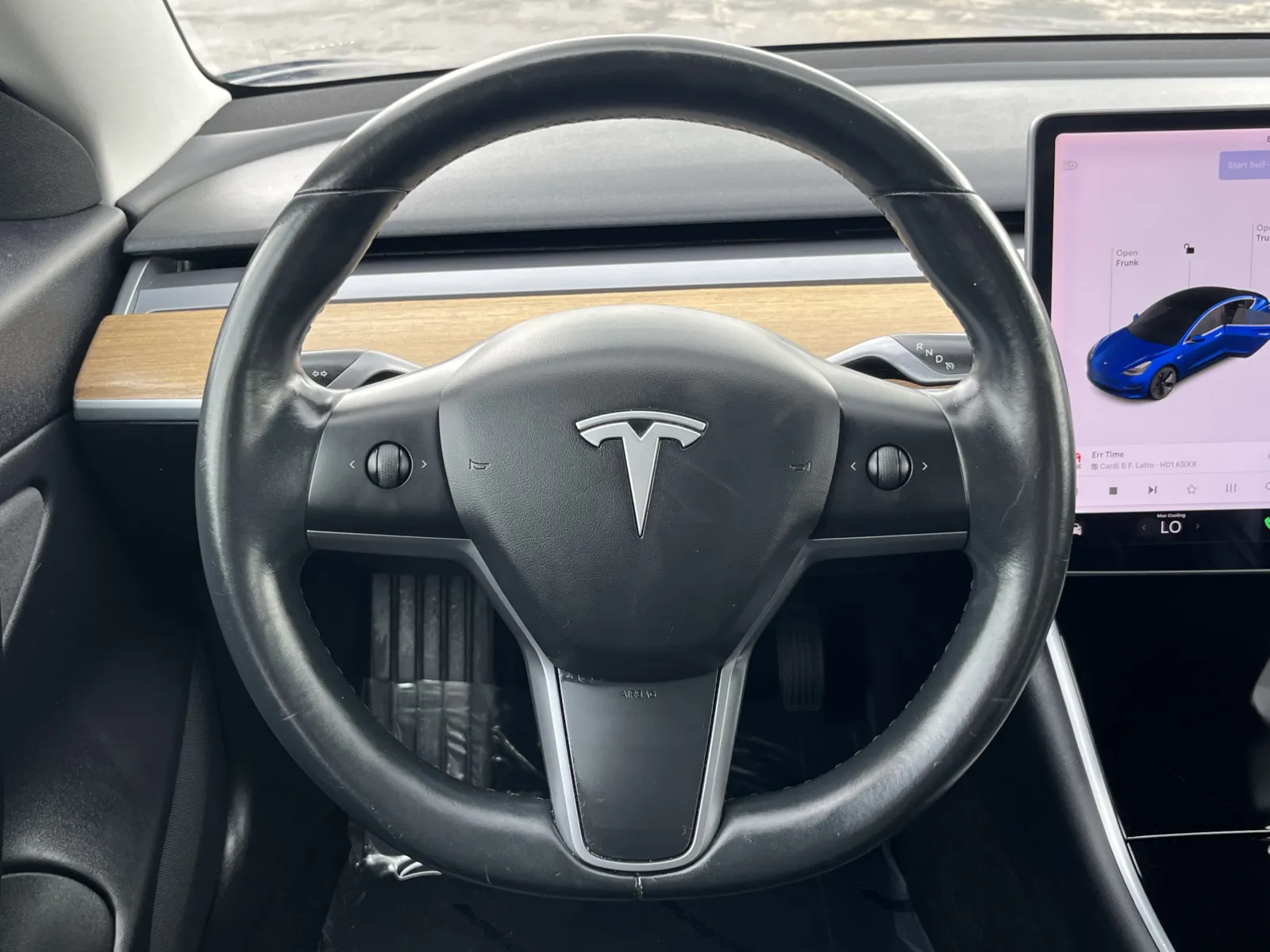 Tesla Model 3 photo 15