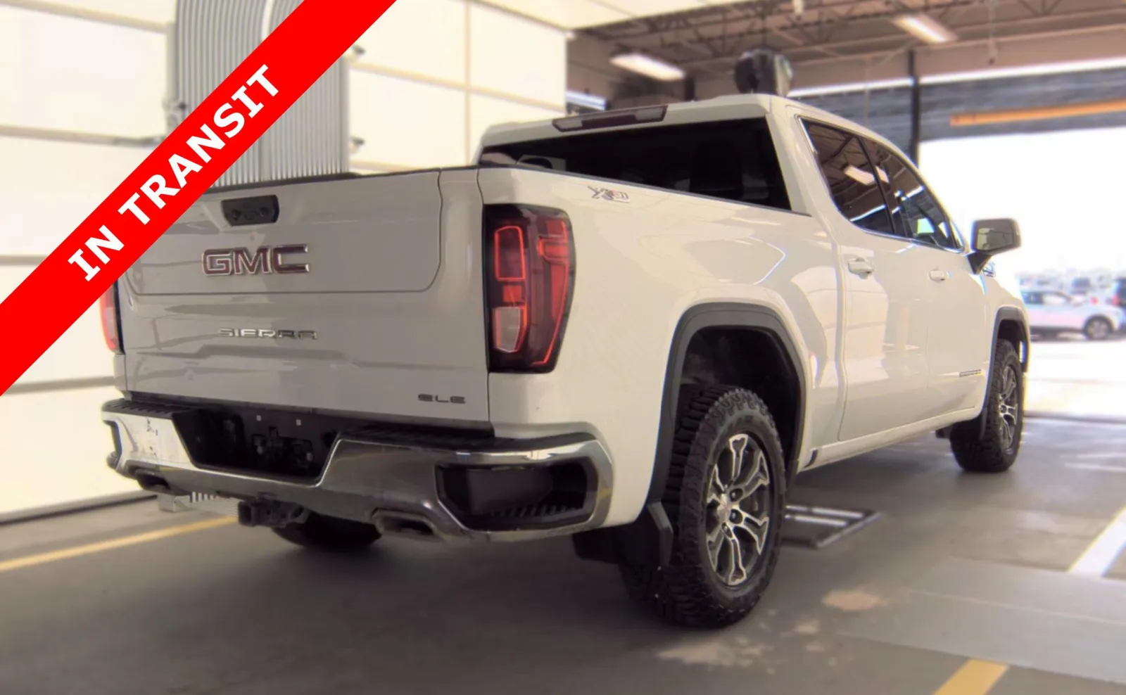 GMC Sierra photo 4