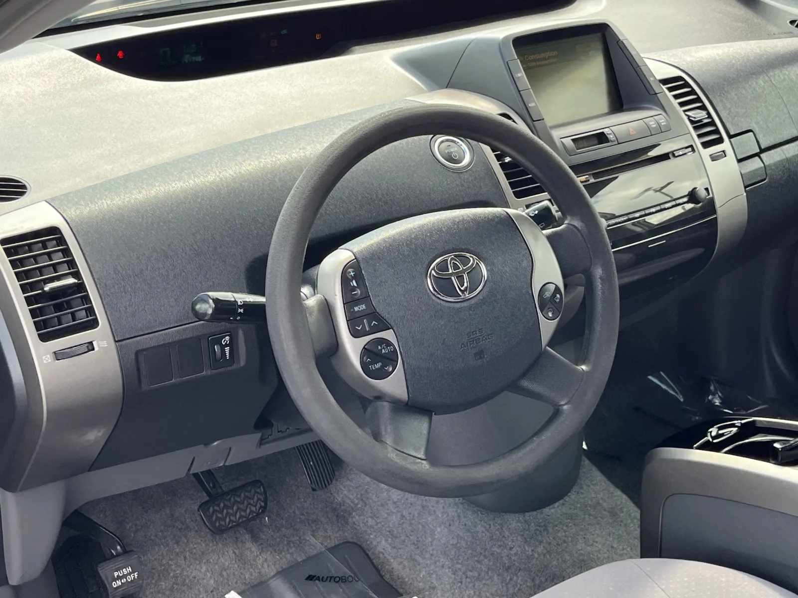 Toyota Prius photo 13