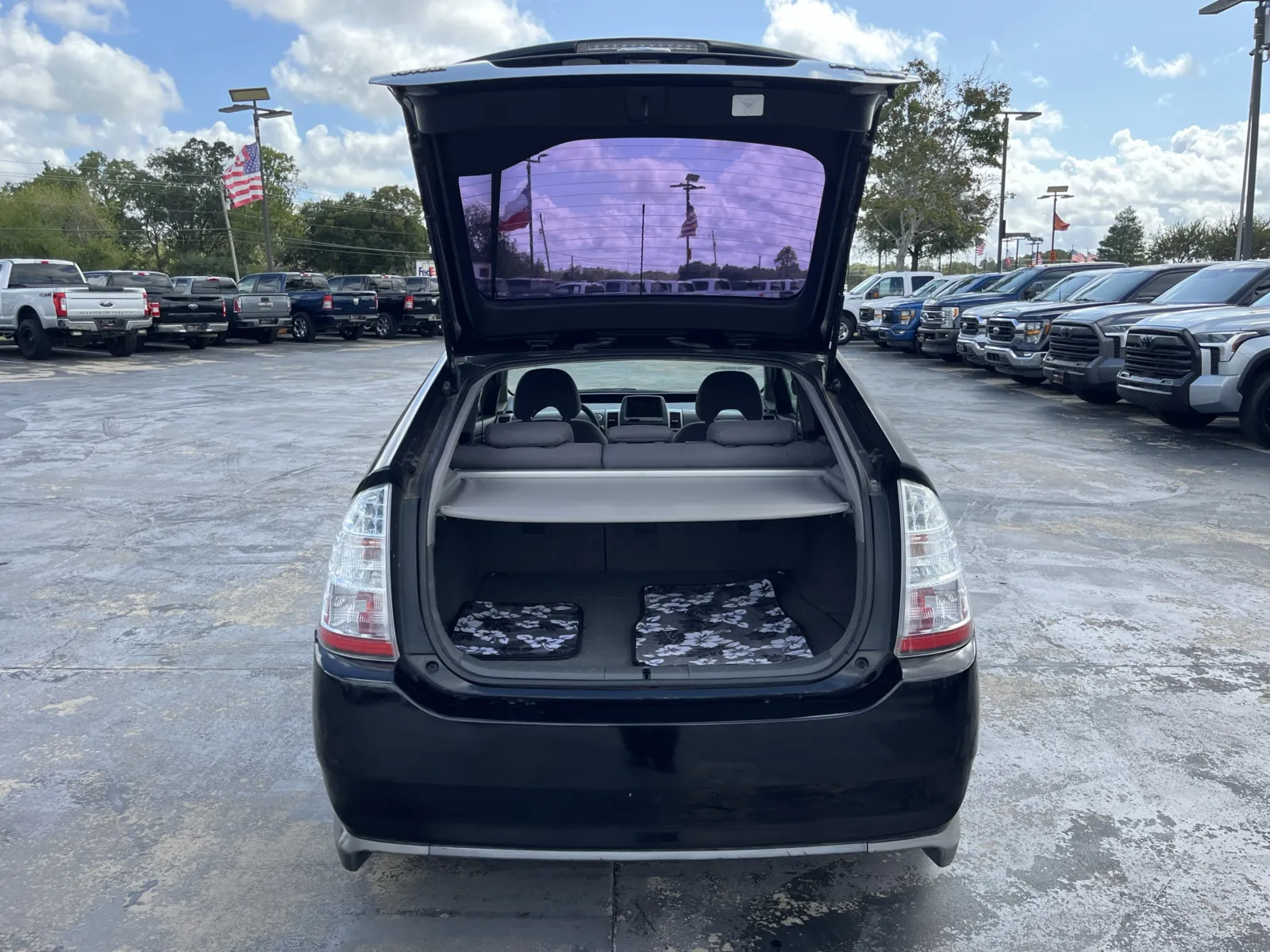 Toyota Prius photo 11