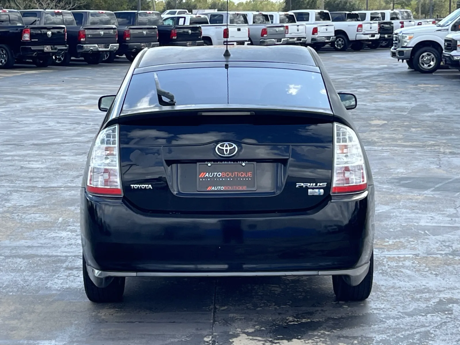 Toyota Prius photo 7