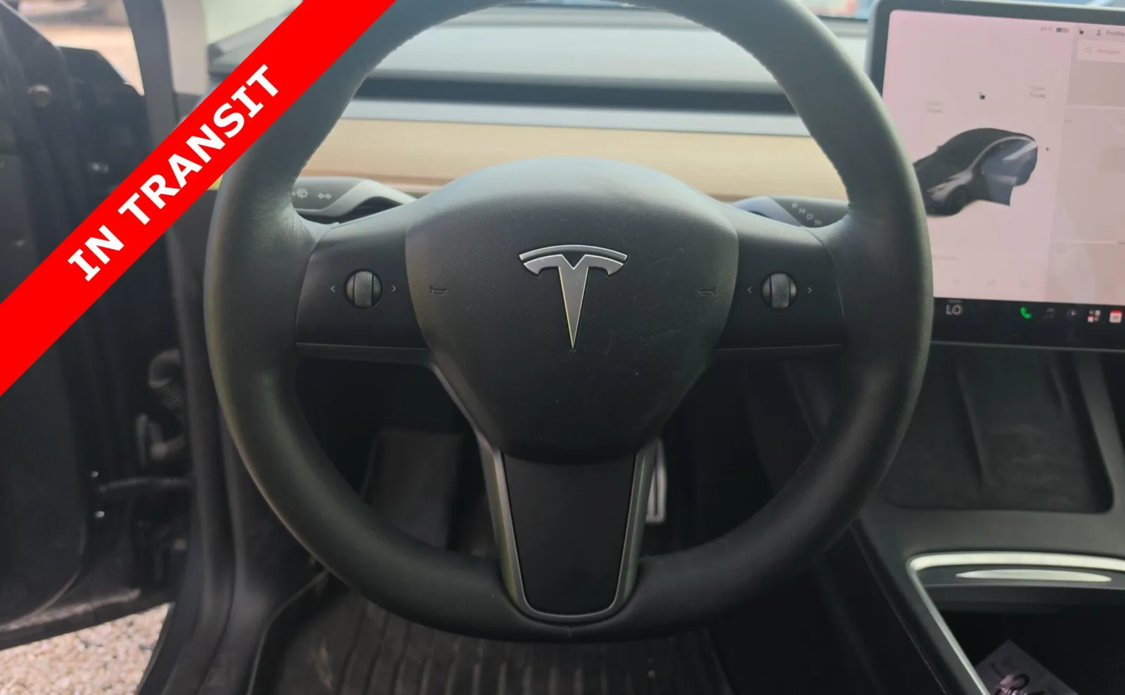Tesla Model Y photo 6