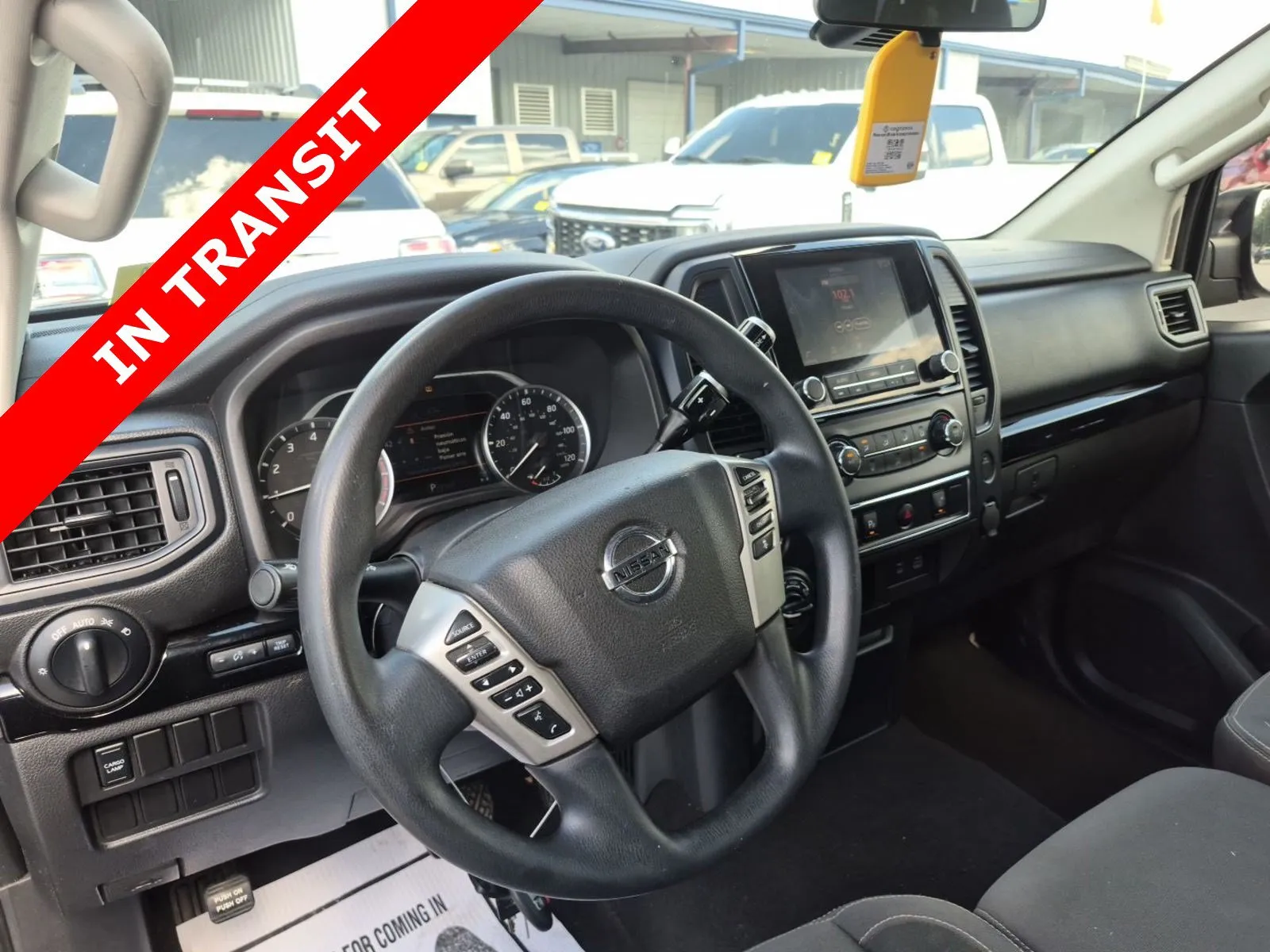 Nissan Titan photo 6