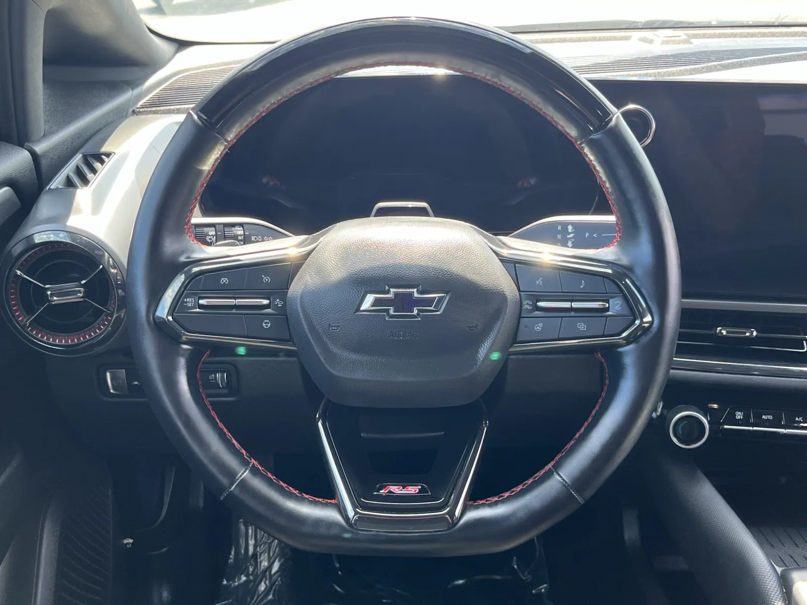Chevrolet Equinox photo 18