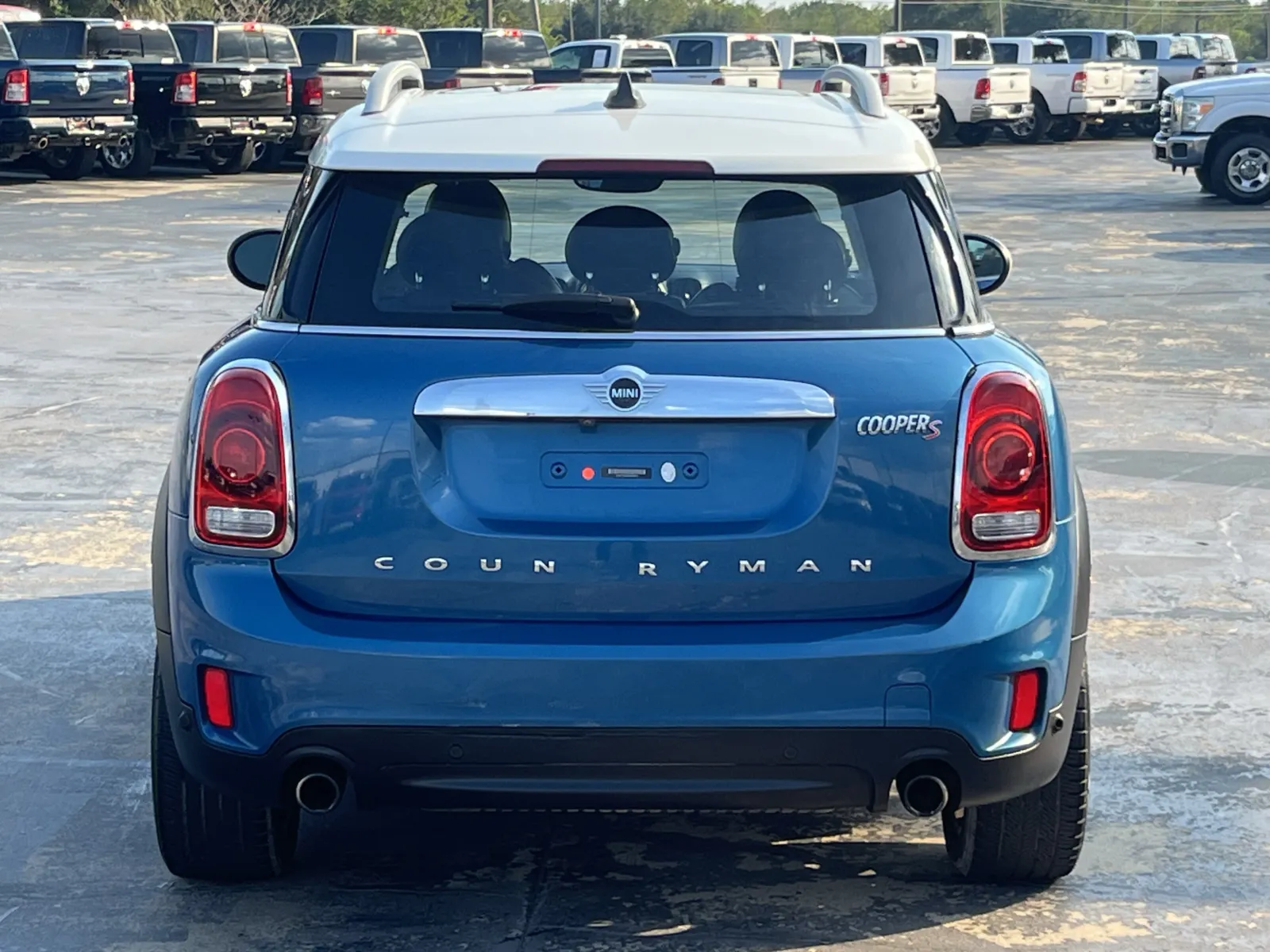 Mini Countryman photo 8