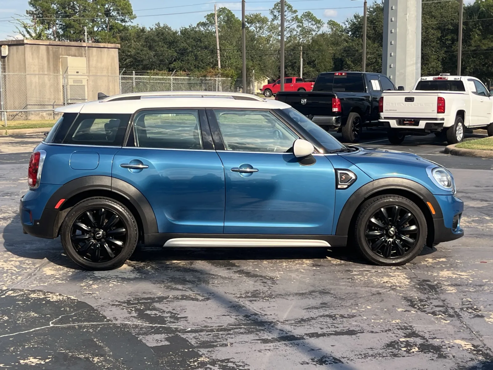 Mini Countryman photo 11