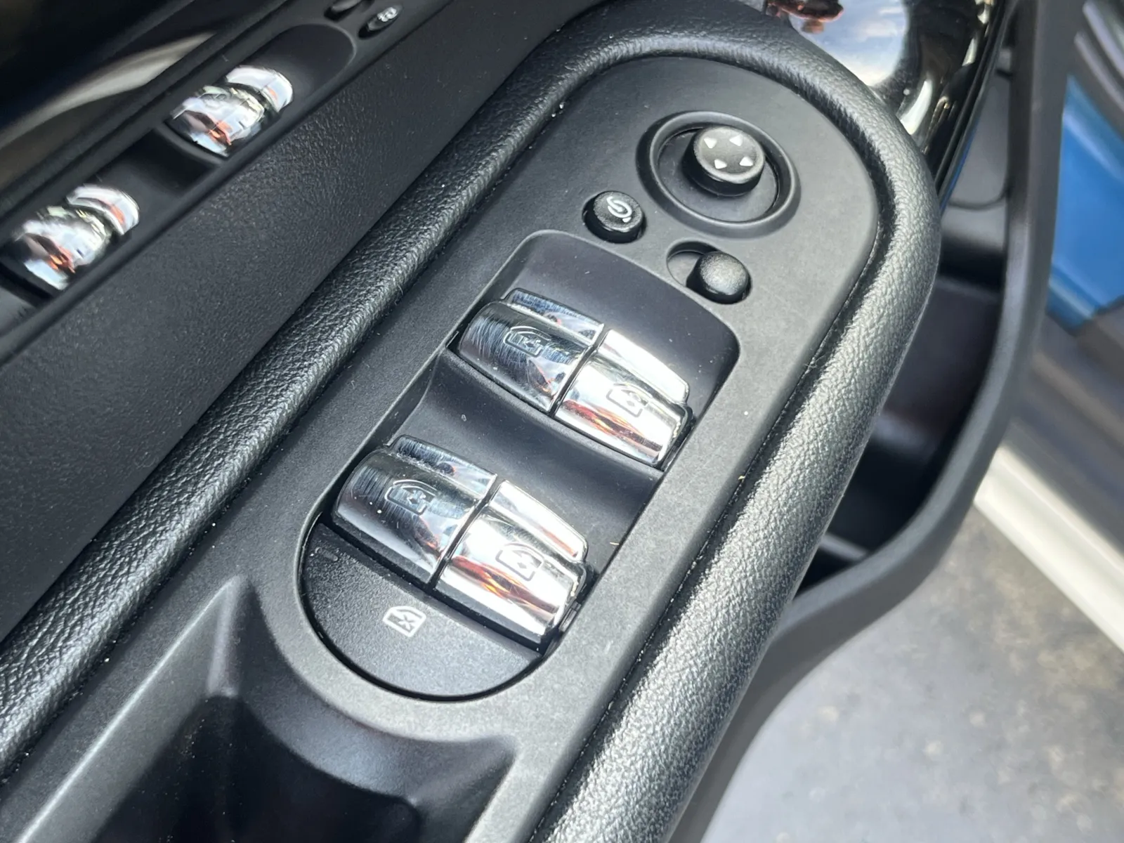 Mini Countryman photo 25