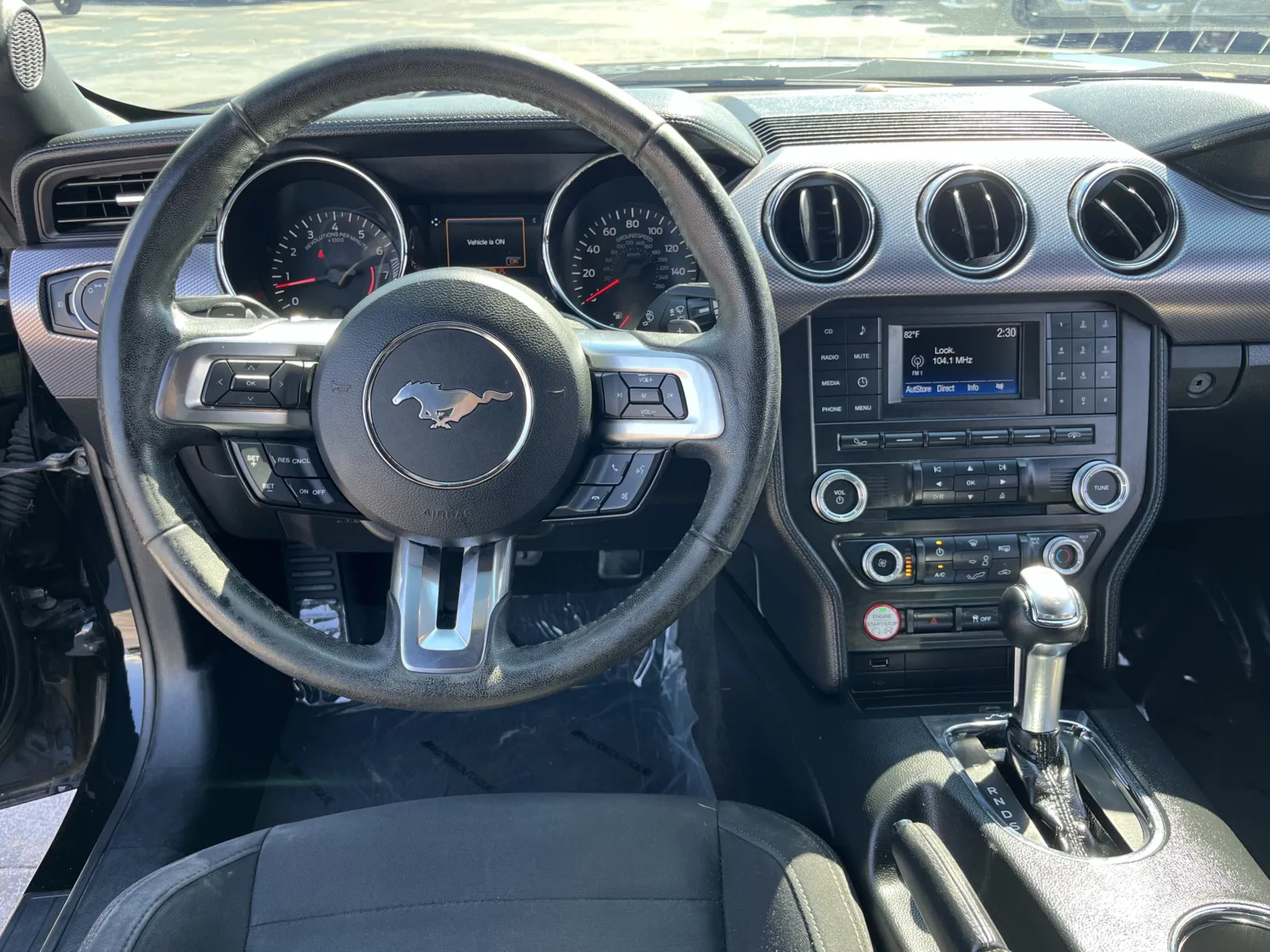 Ford Mustang photo 15