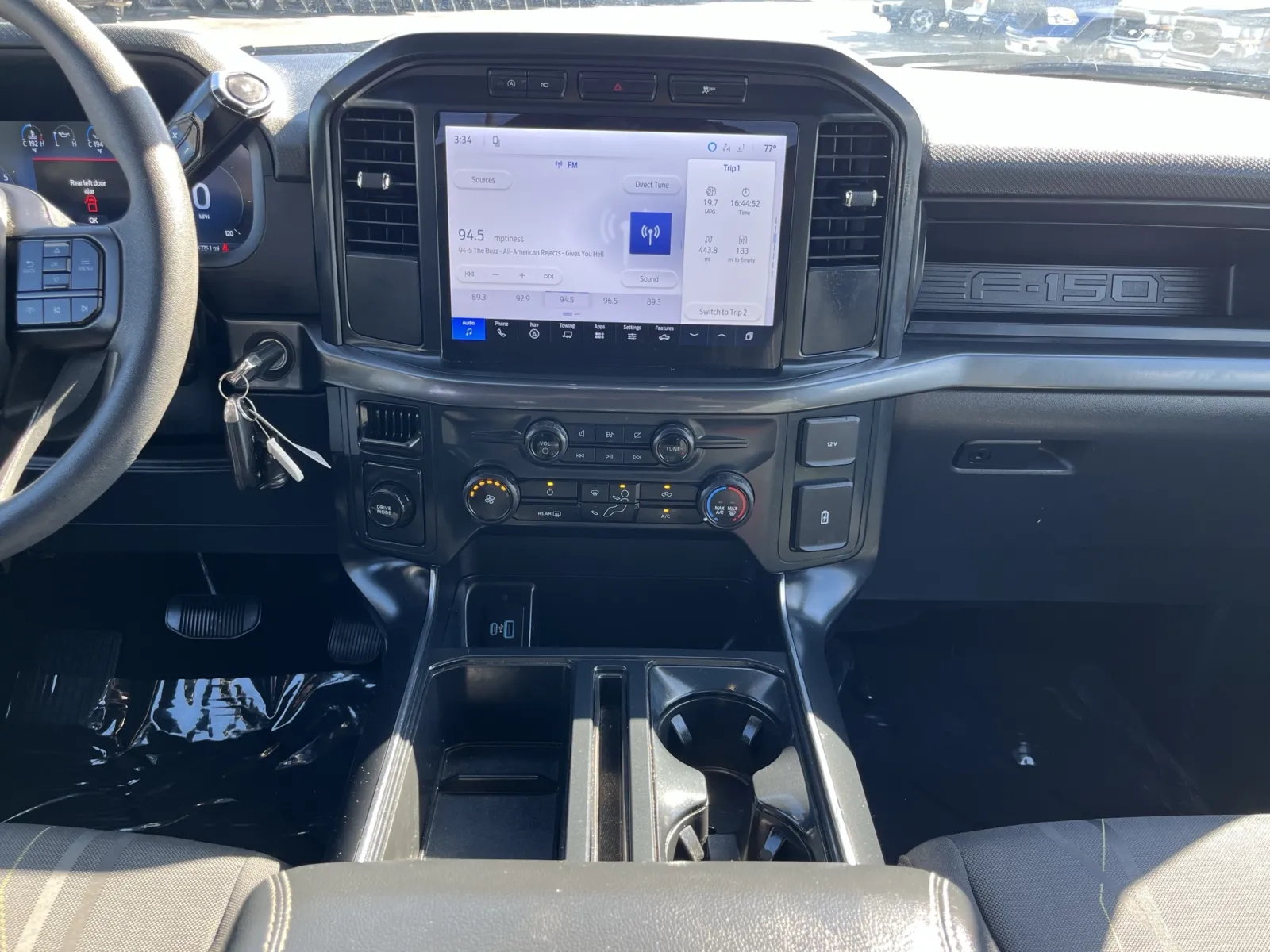 Ford F-150 photo 21