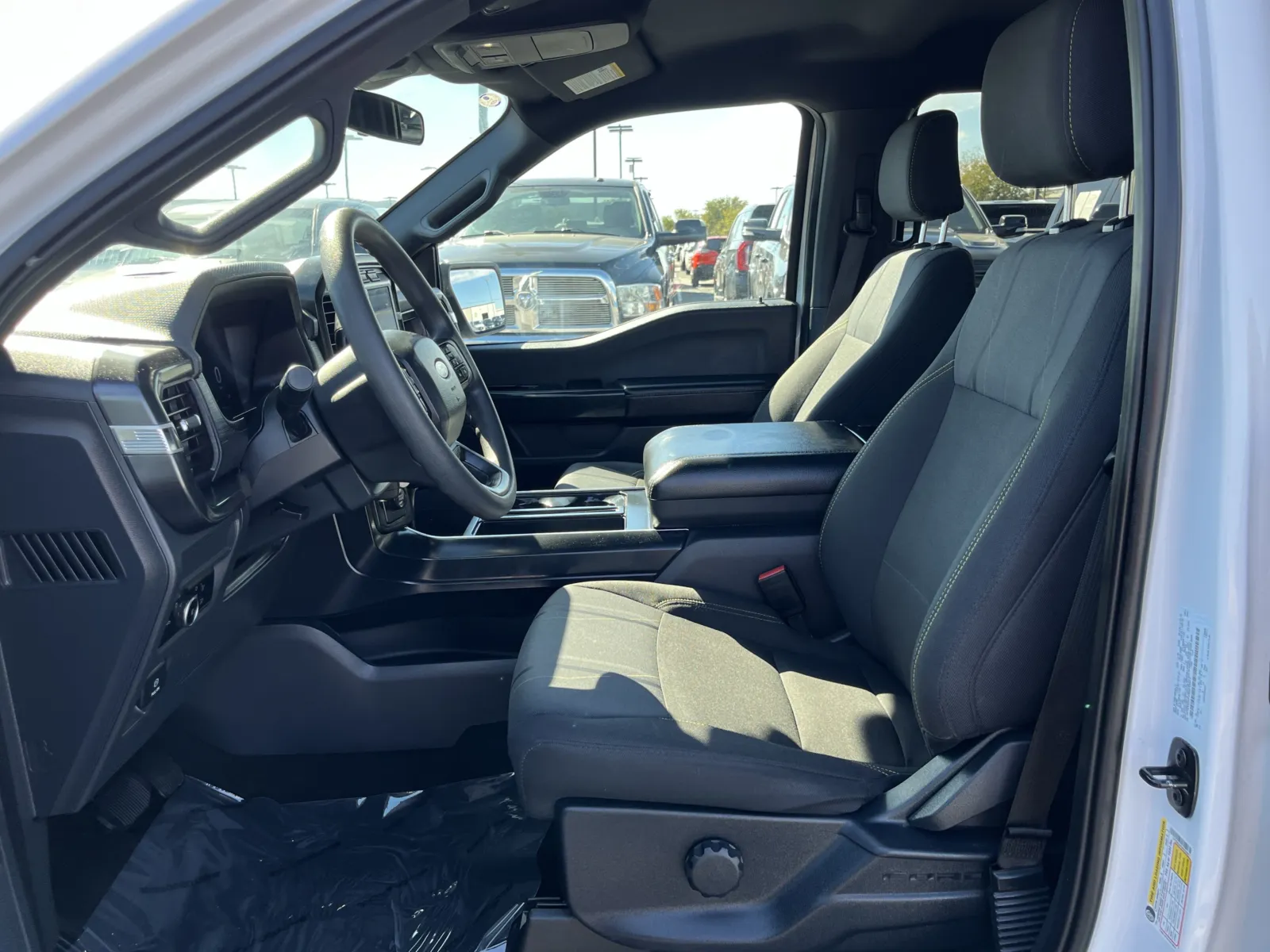 Ford F-150 photo 23