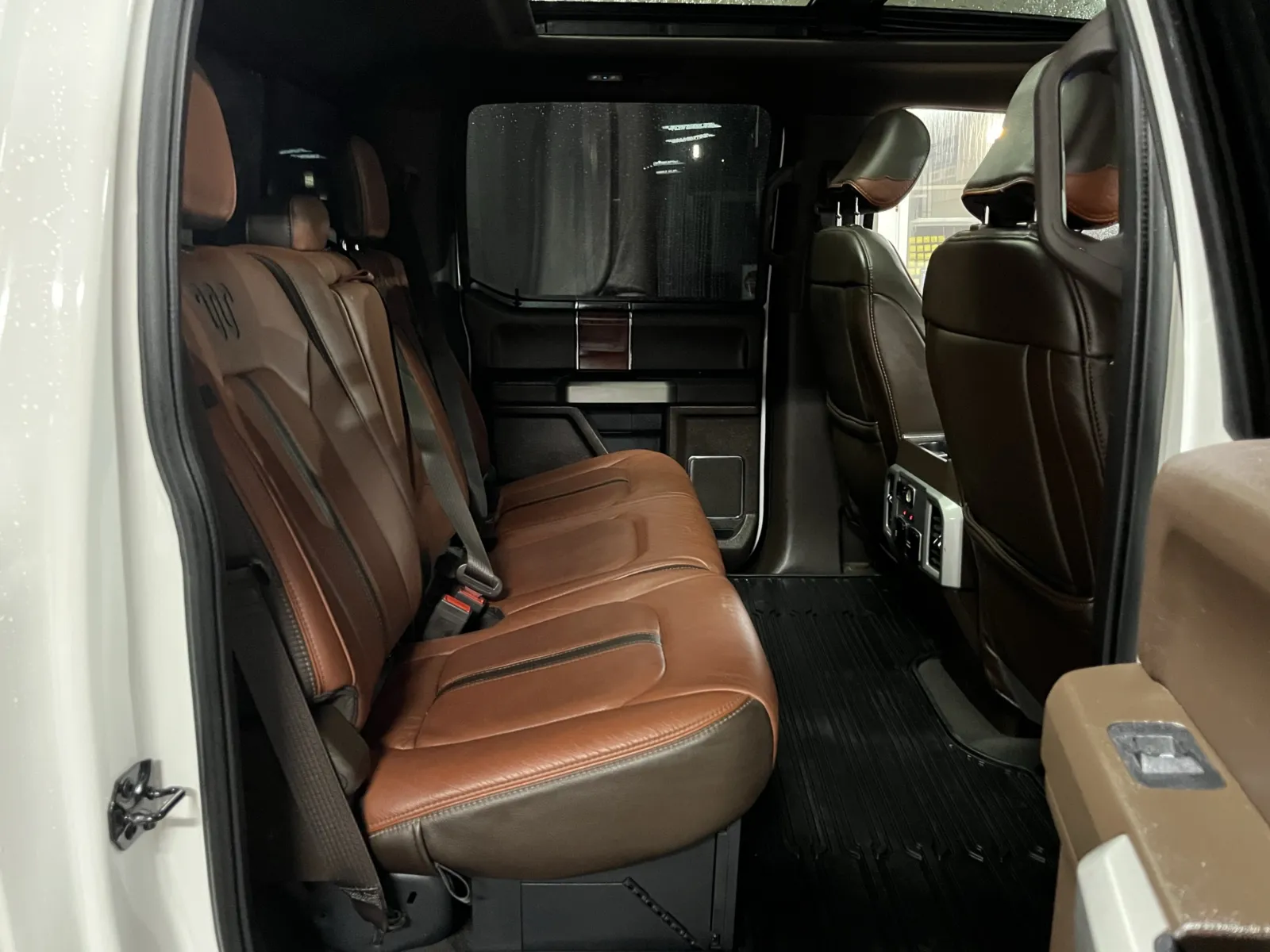 Ford F-250 photo 27
