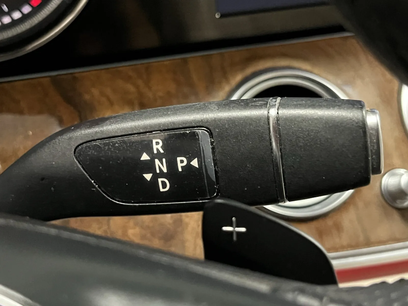 Mercedes-Benz E-Class photo 19