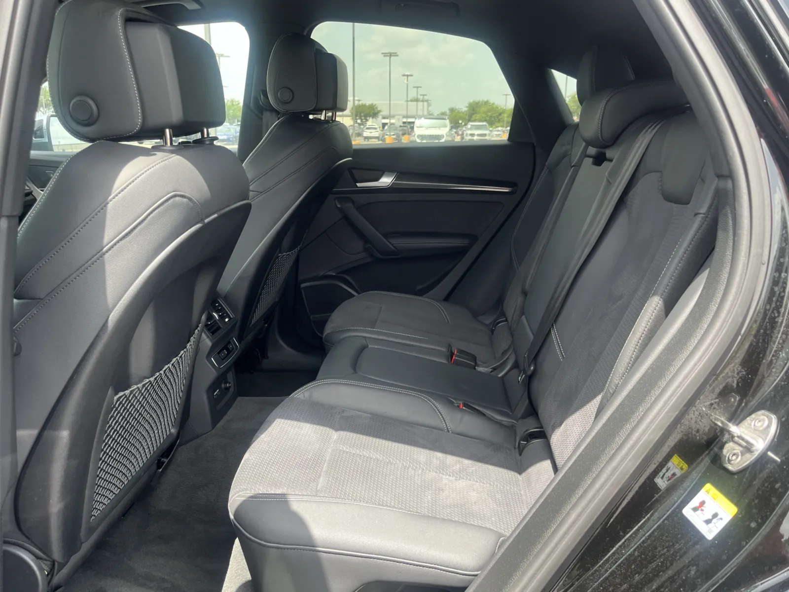 Audi SQ5 photo 29