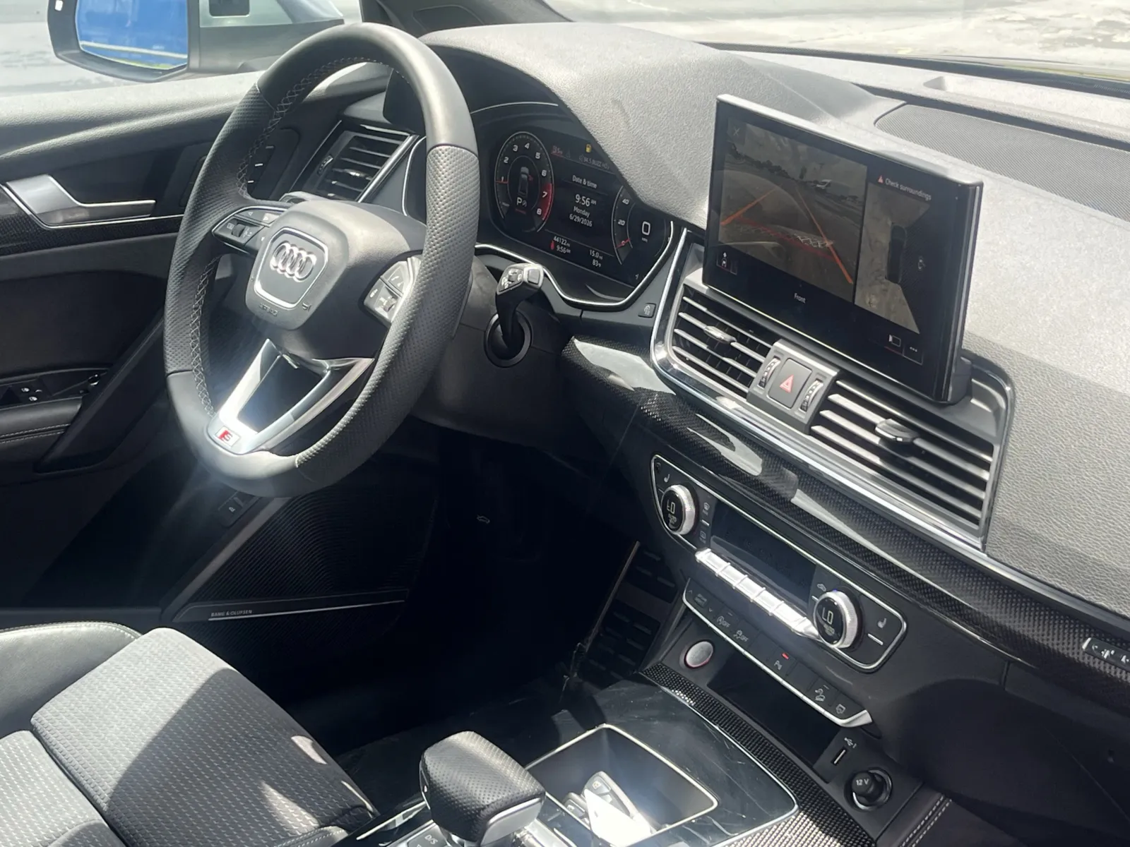 Audi SQ5 photo 14