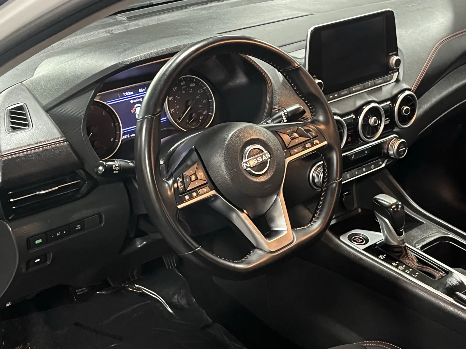 Nissan Sentra photo 12