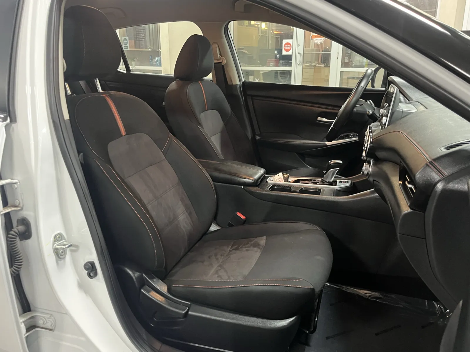 Nissan Sentra photo 24