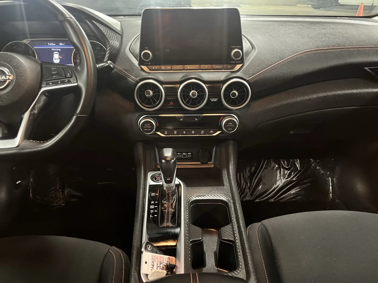 Nissan Sentra photo 21