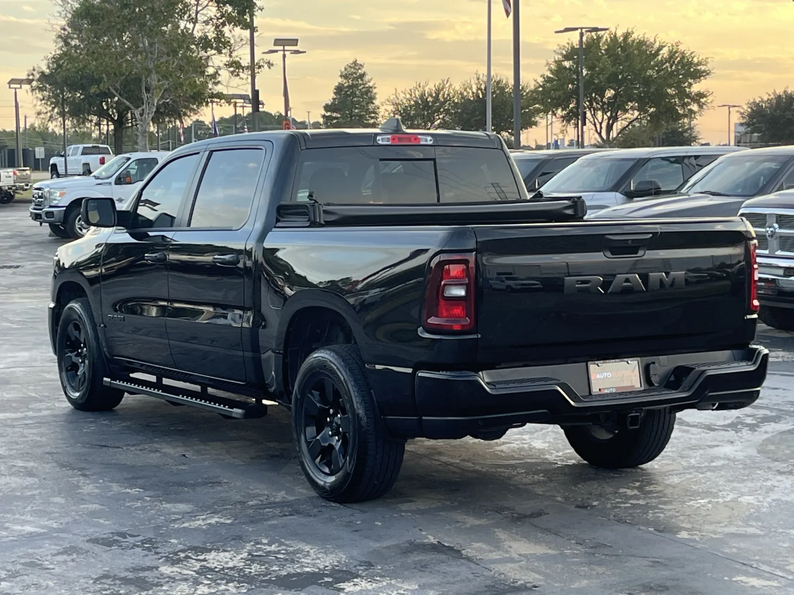 Ram 1500 photo 9