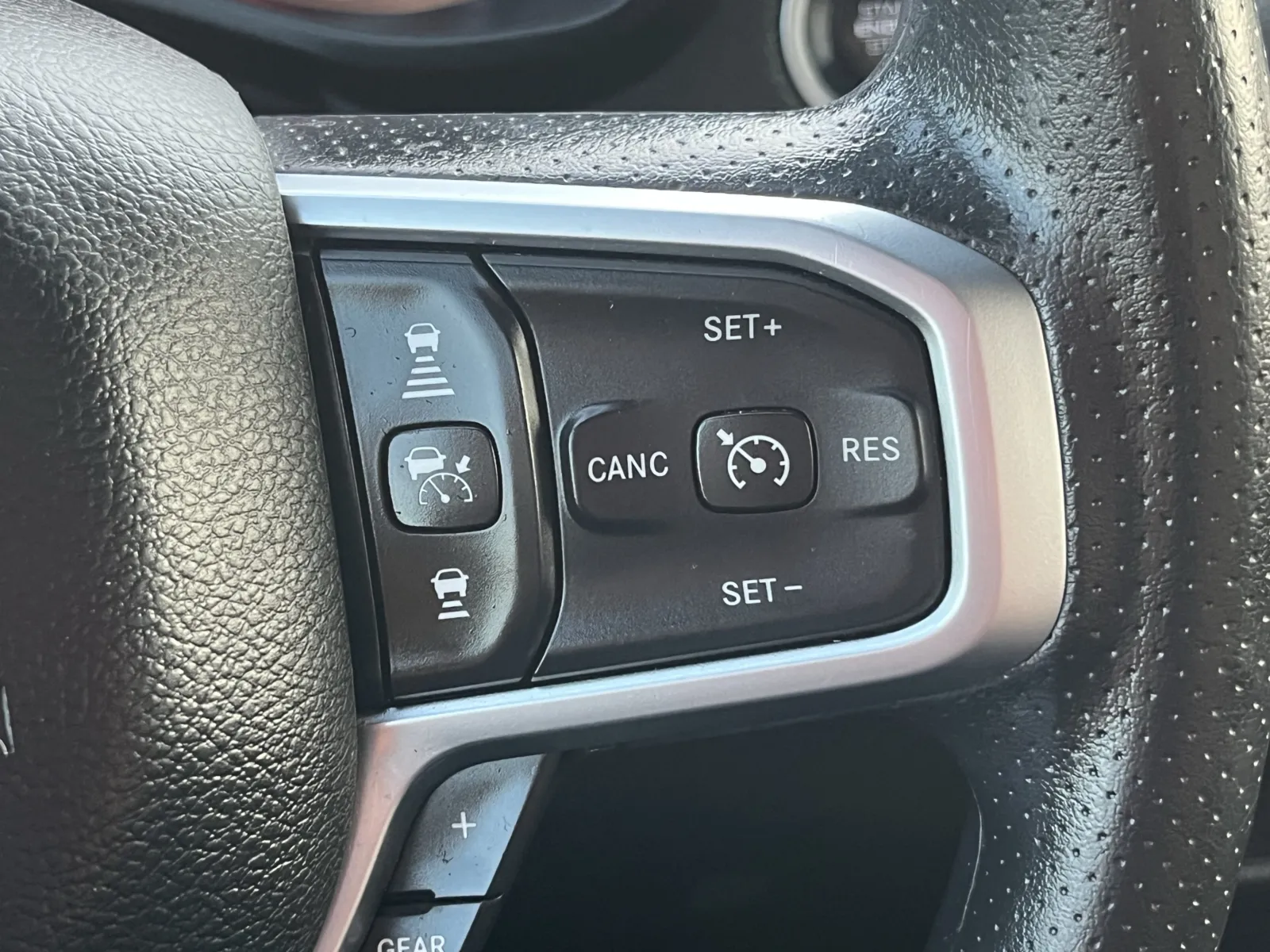 Ram 1500 photo 17