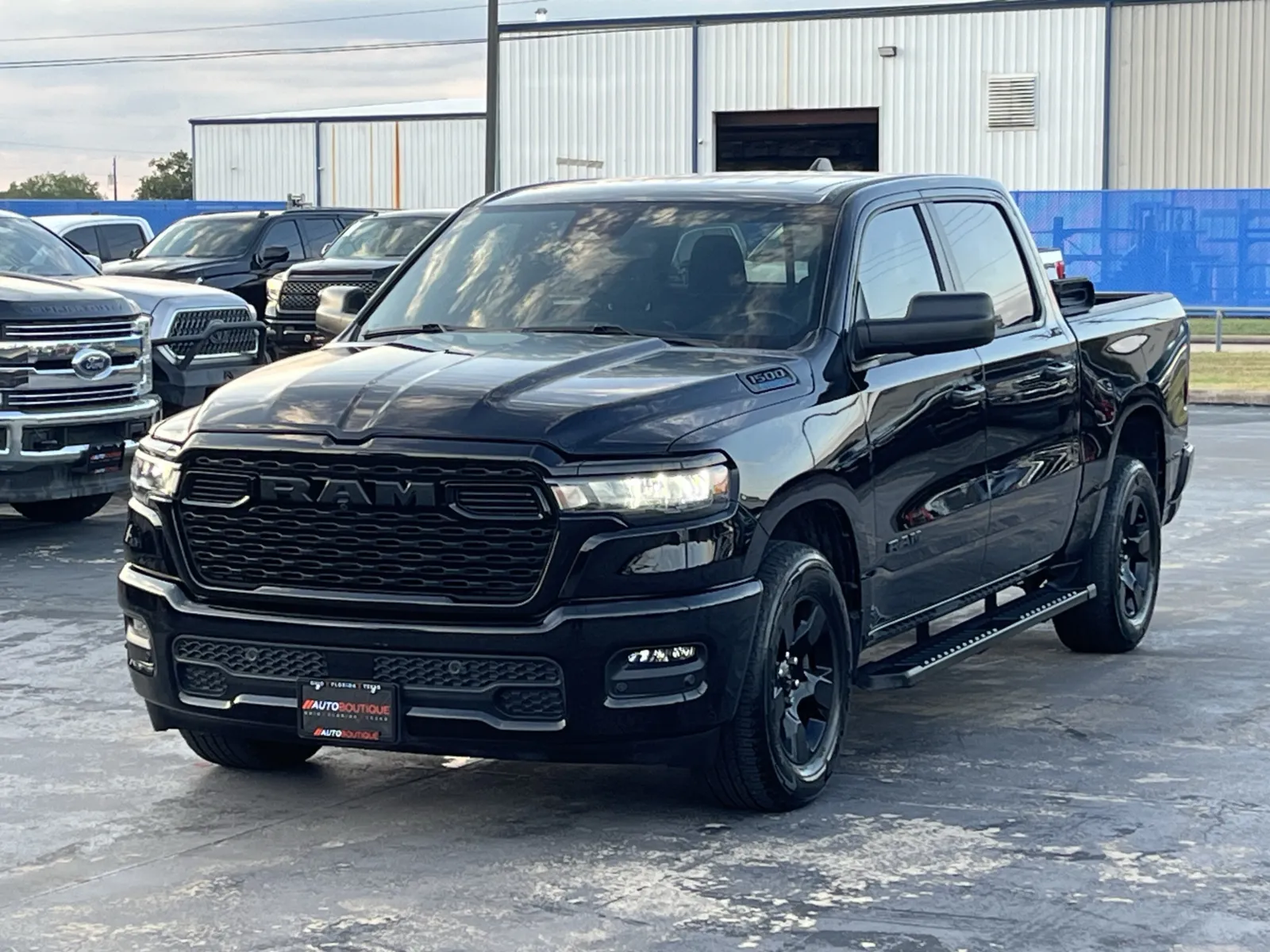 Ram 1500 photo 2