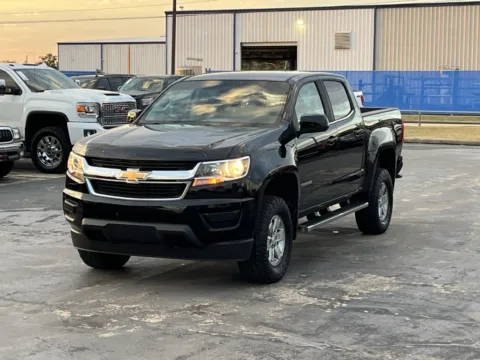 Photos of 2019 Chevrolet Colorado 4WD Work Truck for sale in Alvin, TX at Auto Boutique Texas