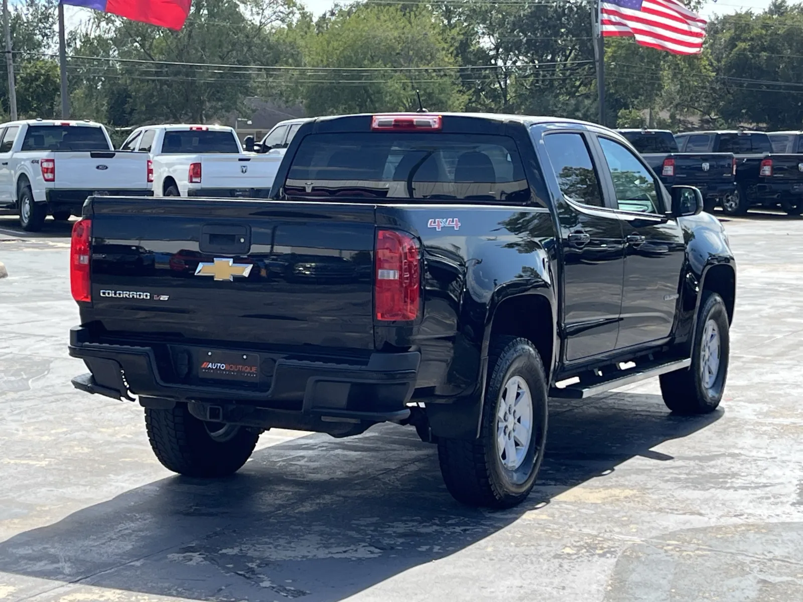 Chevrolet Colorado photo 9