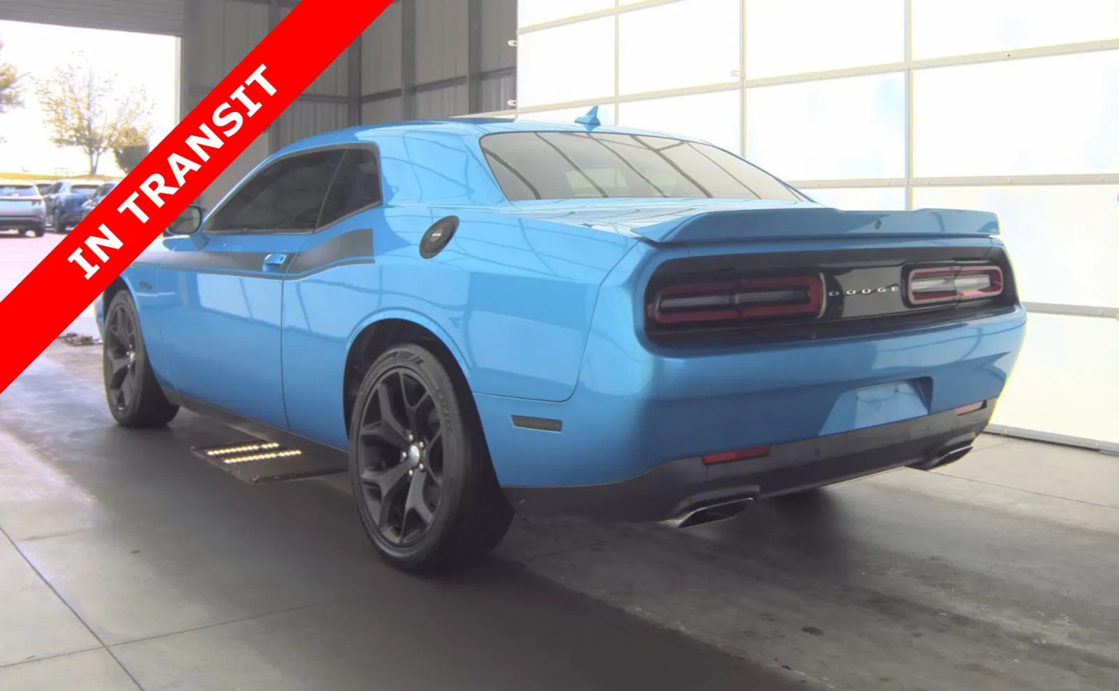 Dodge Challenger photo 4