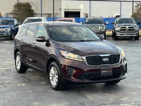 Another view of 2019 Kia Sorento LX for sale in Alvin, TX at Auto Boutique Texas