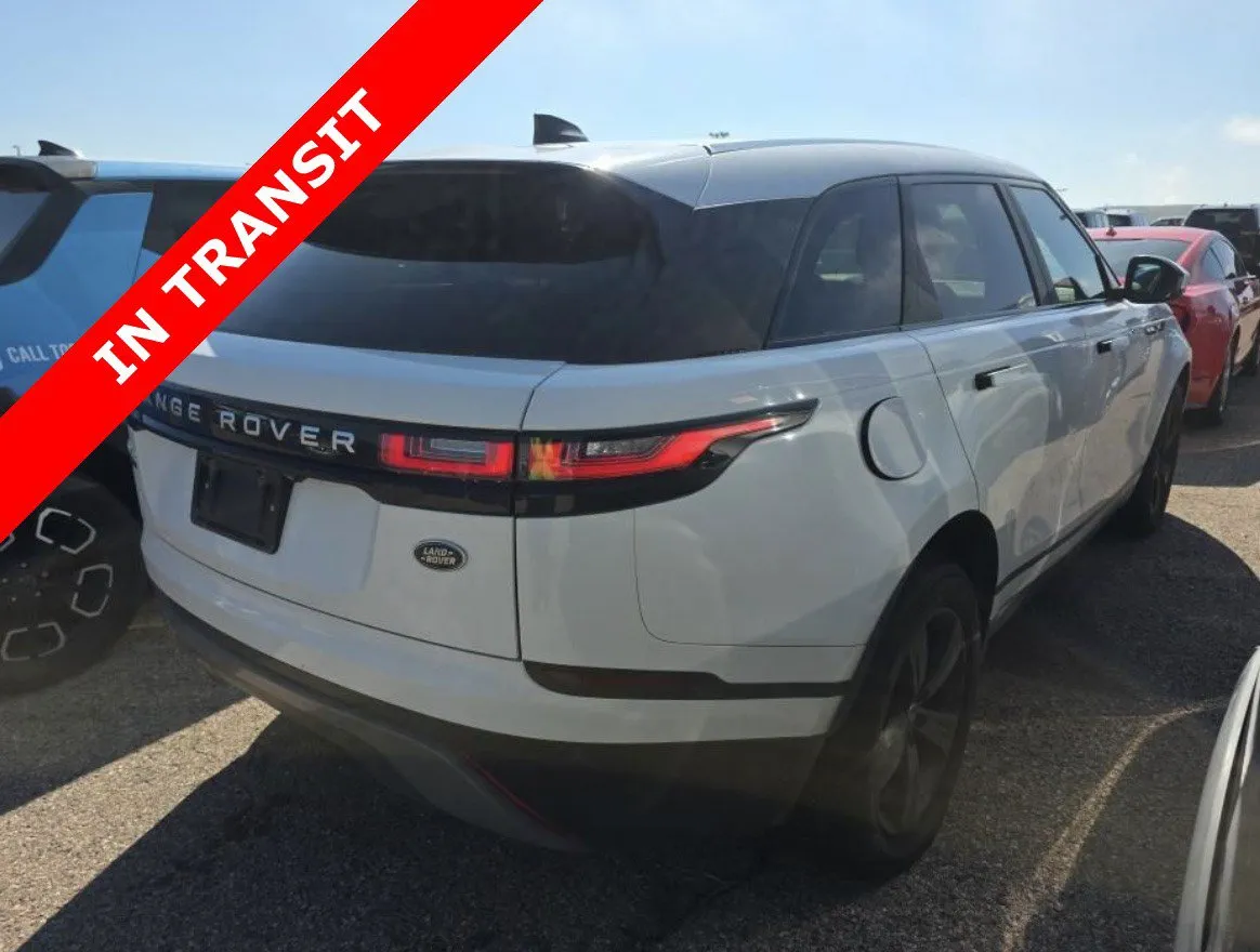 Land Rover Range Rover Velar photo 4