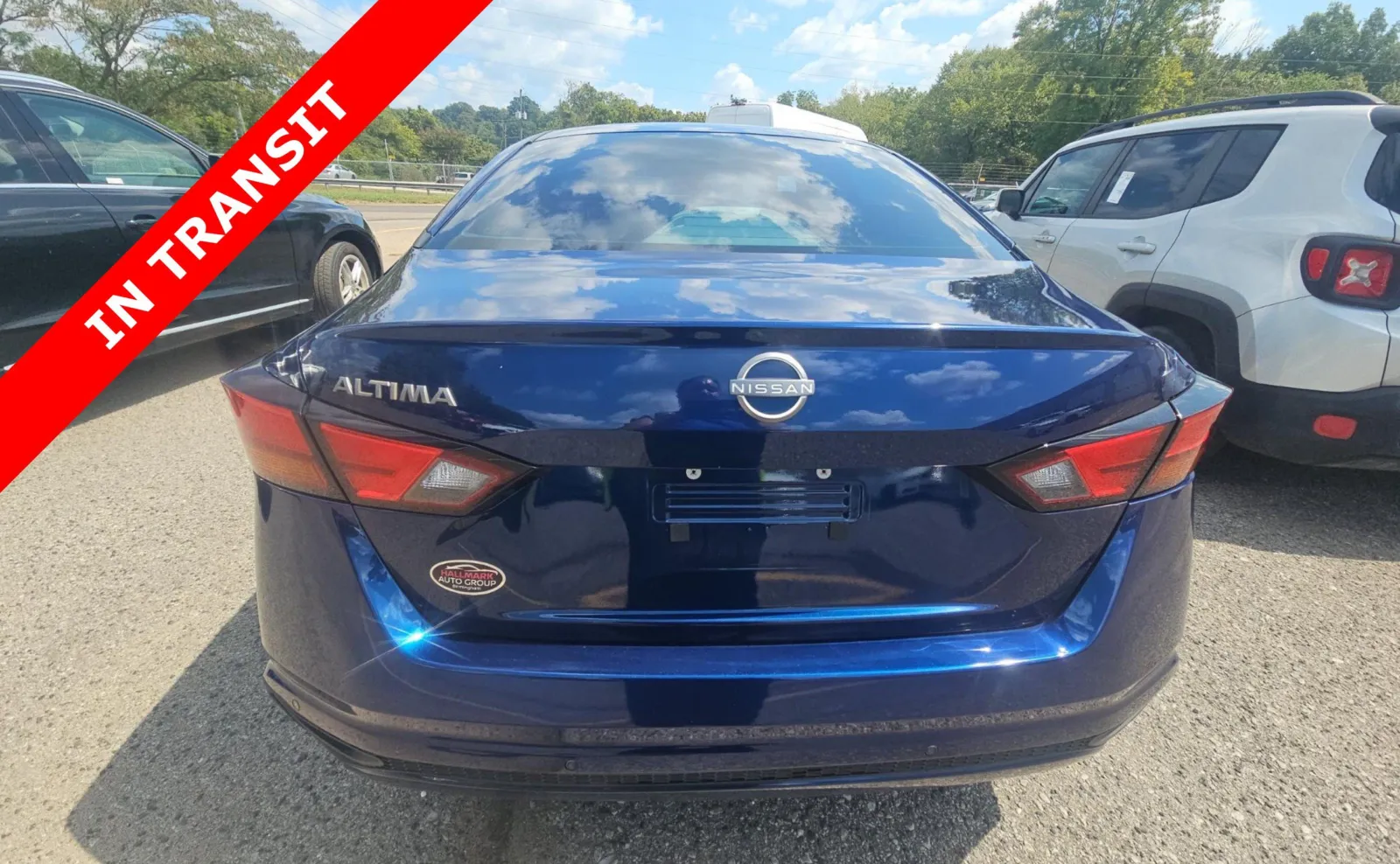 Nissan Altima photo 4