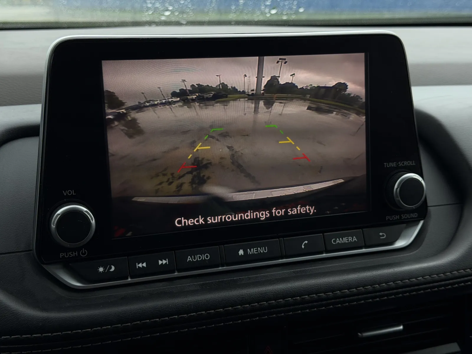 Nissan Rogue photo 10