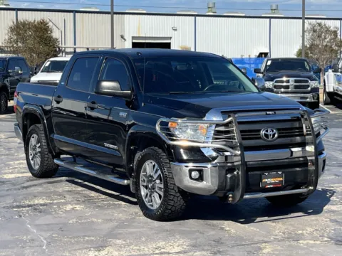Another view of 2015 Toyota Tundra SR5 for sale in Alvin, TX at Auto Boutique Texas