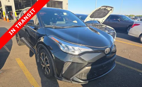 Black 2021 Toyota C-HR XLE for sale in Alvin, TX