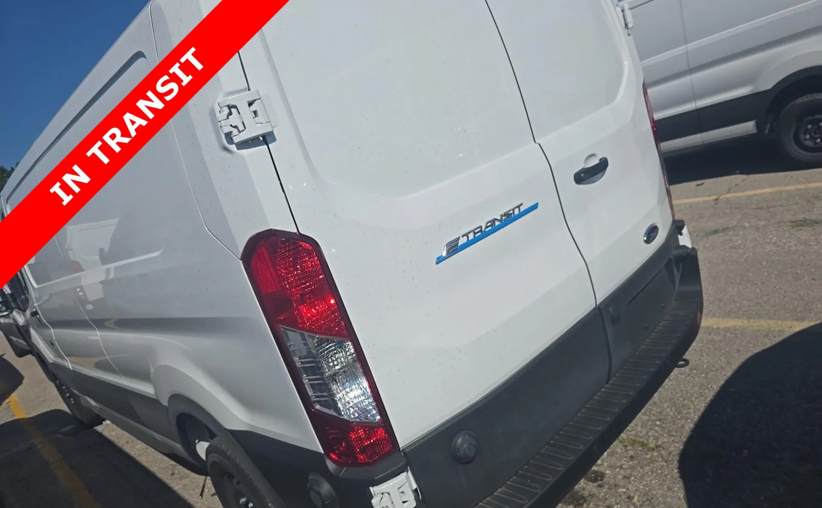 Ford E-Transit Cargo Van photo 3