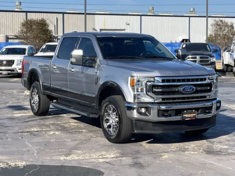 Another view of 2020 Ford Super Duty F-250 SRW LARIAT for sale in Alvin, TX at Auto Boutique Texas