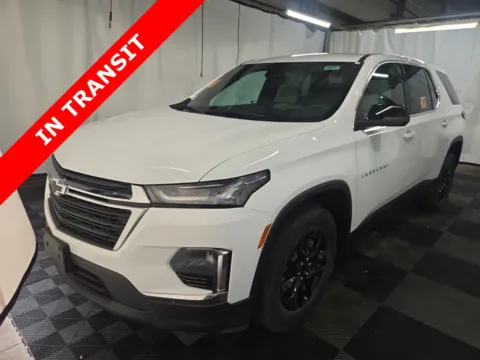 White 2022 Chevrolet Traverse LS for sale in Alvin, TX